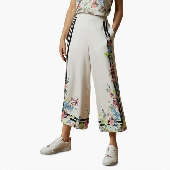 Ted Baker London Pants - Ted Baker London Gigi Pergola Floral Cropped Wide Leg Pants US S-M White